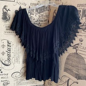 SALE 3/$12 🌈 DNA Couture off-shoulder, black top